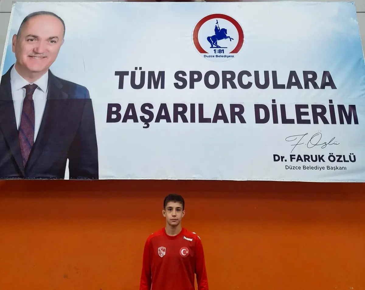 Düzce\'nin Genç Güreşçileri Balkan Şampiyonası\'nda