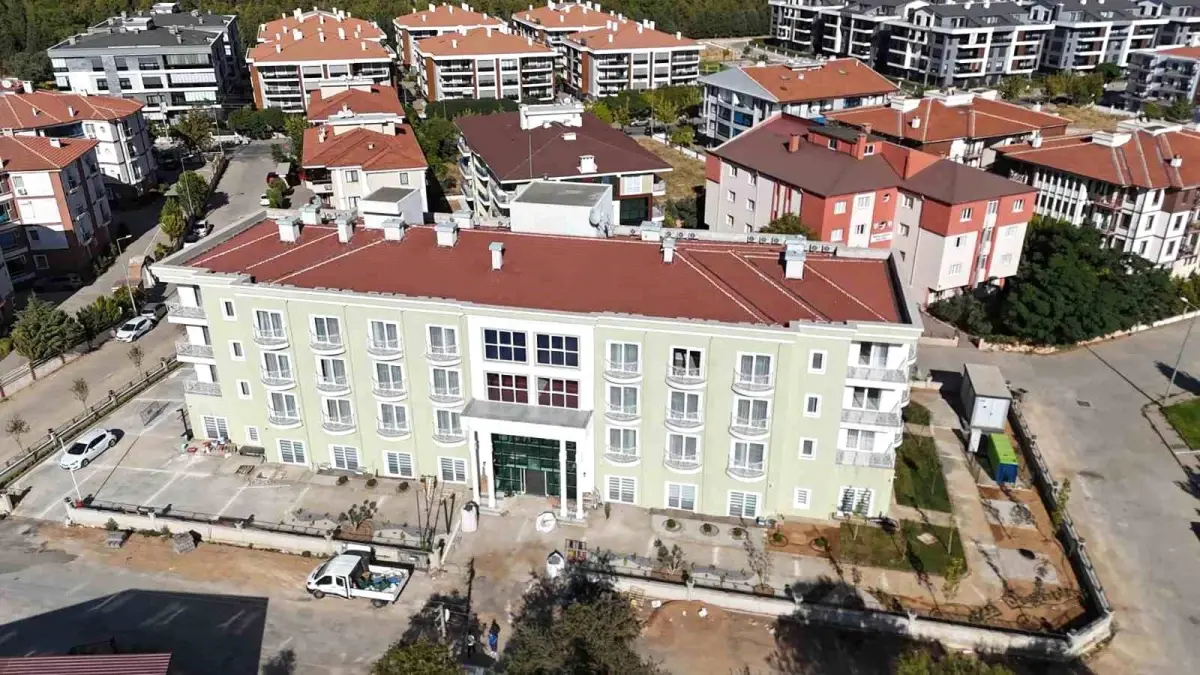 Muğla\'da Yaşlılar İçin Modern Bir Bakım Evi Açılıyor