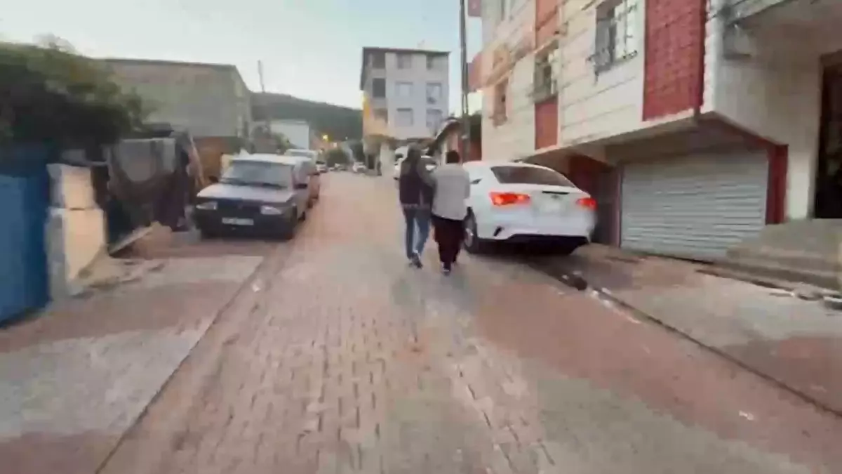 İstanbul\'da DEAŞ Operasyonu: 7 Gözaltı
