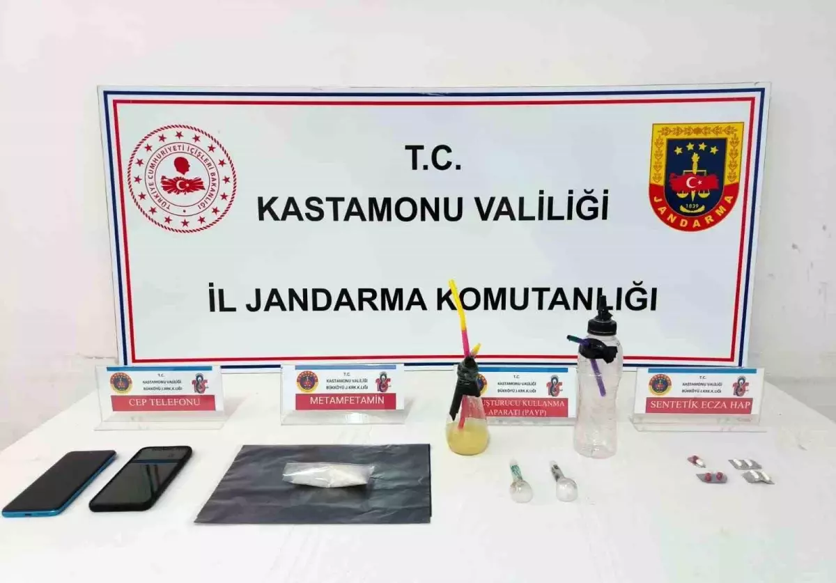 Kastamonu\'da Uyuşturucu Operasyonu: 2 Şüpheli Yakalandı