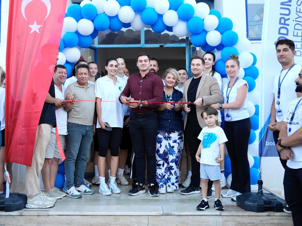 Bodrum Belediyesi Binnaz Karakaya Kapalı Spor Salonu\'na Modern Fitness Merkezi
