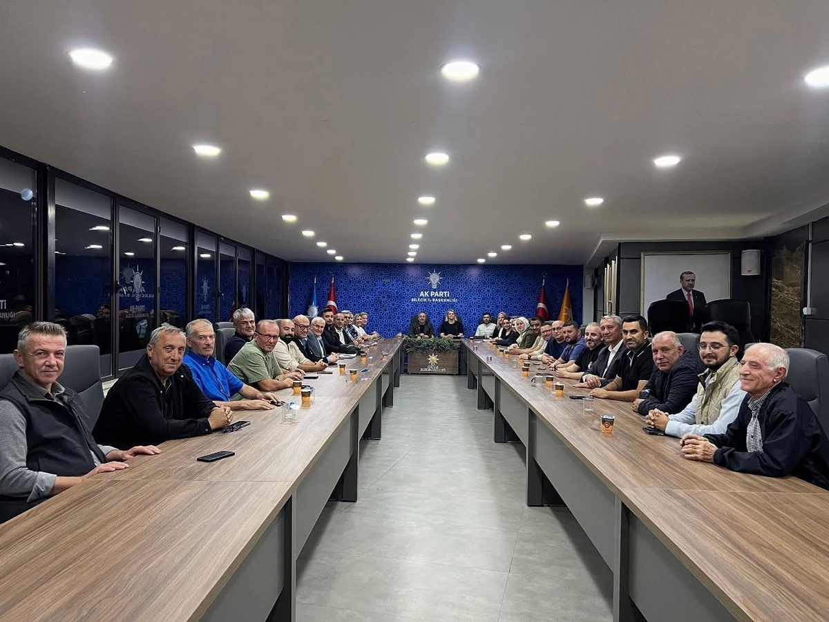 AK Parti Bilecik\'te Yönetim Kurulu Toplantısı