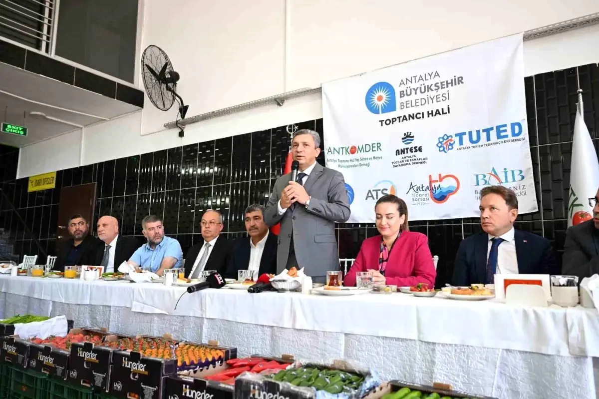 Antalya Toptancı Hali\'nde Yeni Çalışma Düzeni