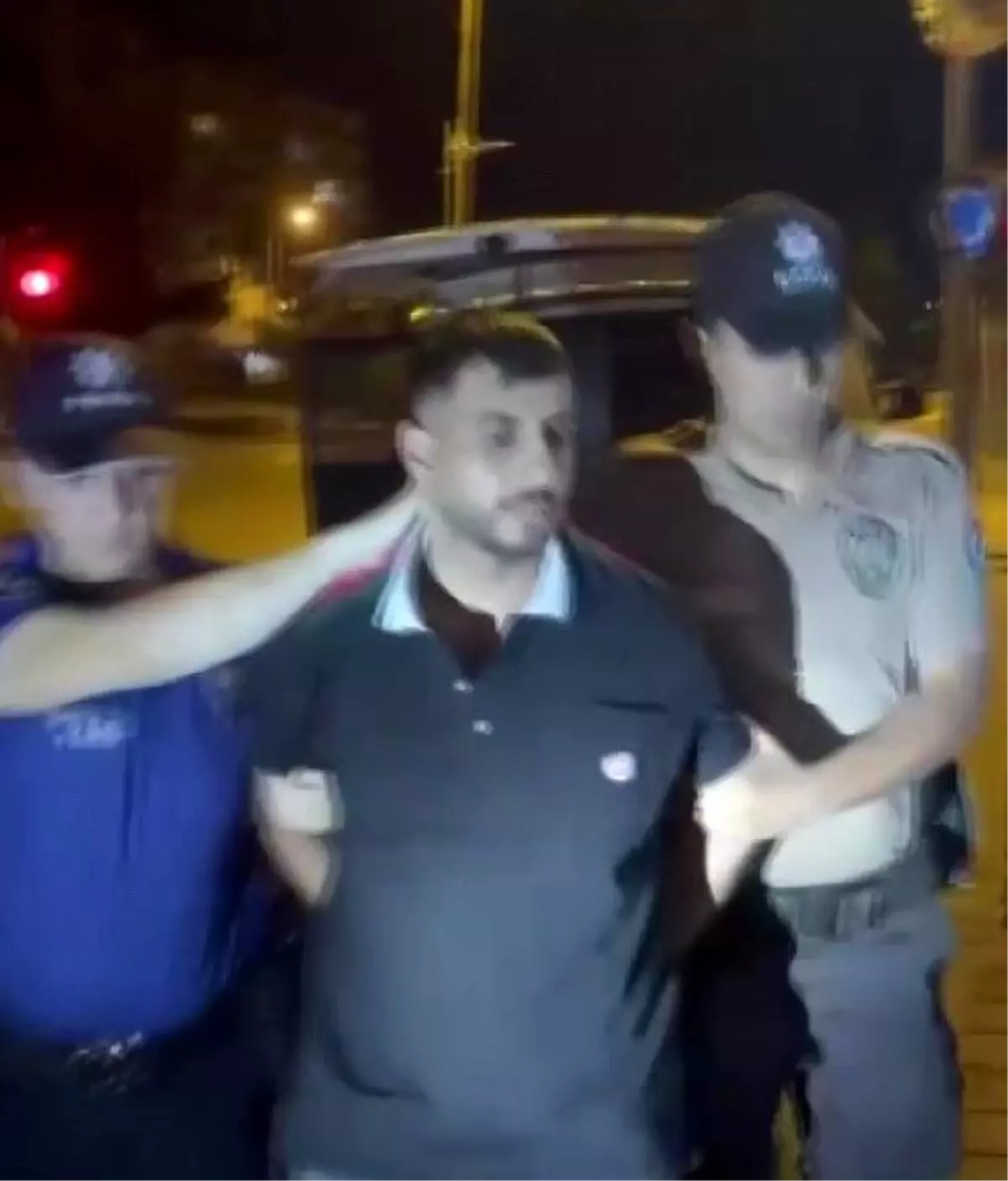 Adana\'da Uyuşturucu Ticareti Yapan Şahıs Yakalandı