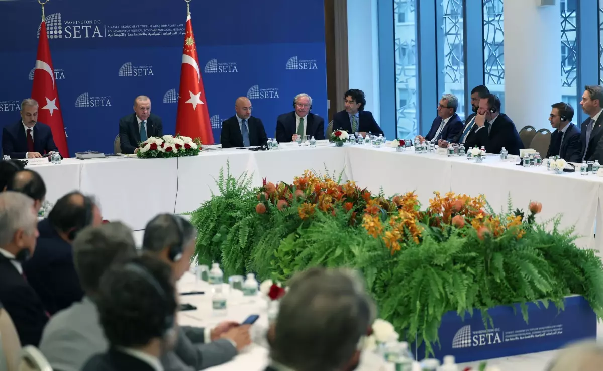 Cumhurbaşkanı Erdoğan, ABD\'de Düşünce Kuruluşları ile Buluştu