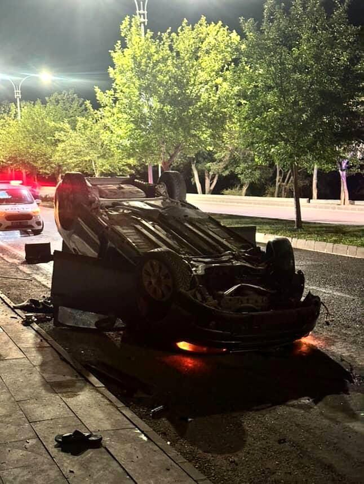 Elazığ\'da Takla Atan Otomobilde 2 Yaralı