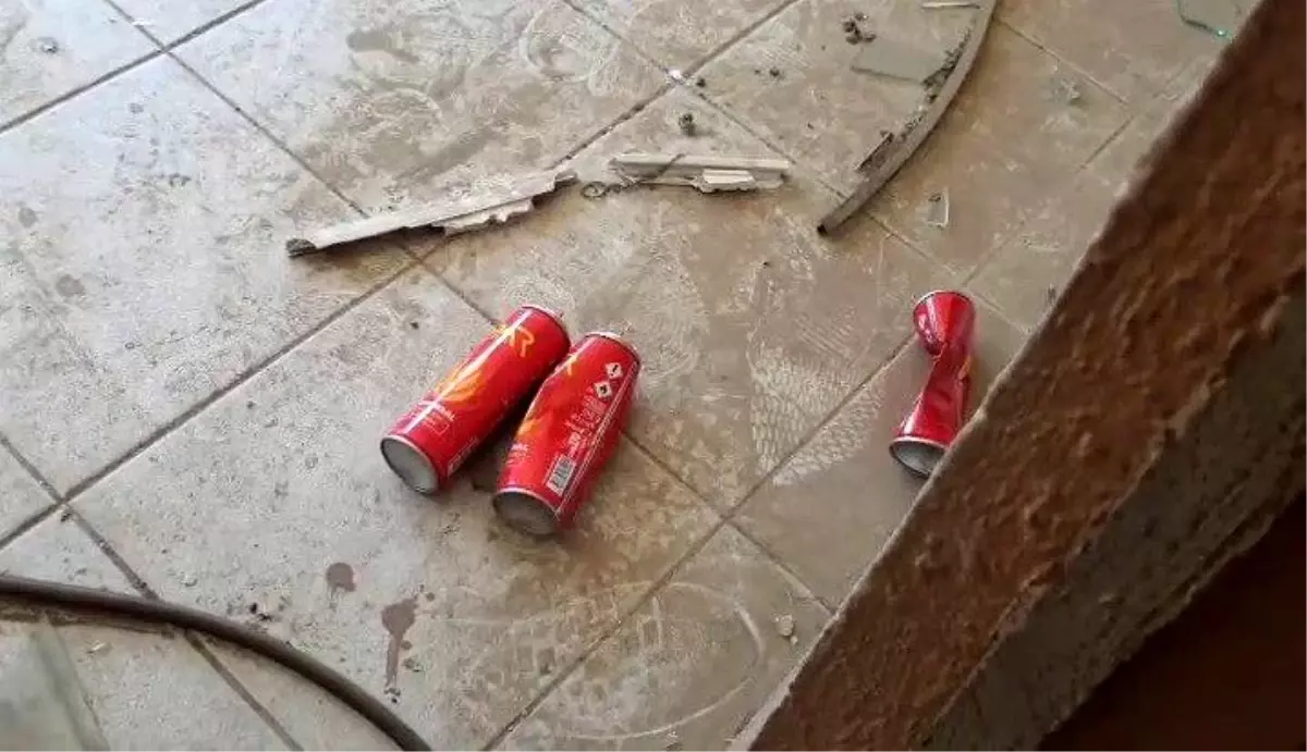 Kahta\'da Madde Bağımlıları Eski Dershaneyi İstila Etti