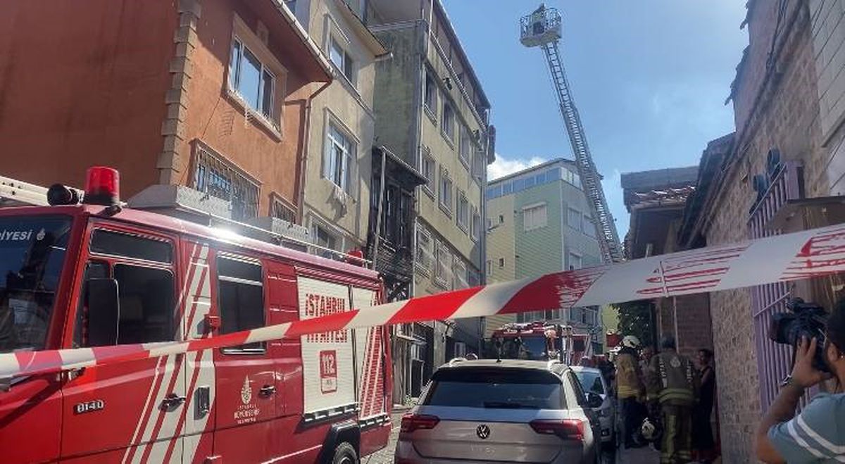 Fatih\'te Yangın Paniği