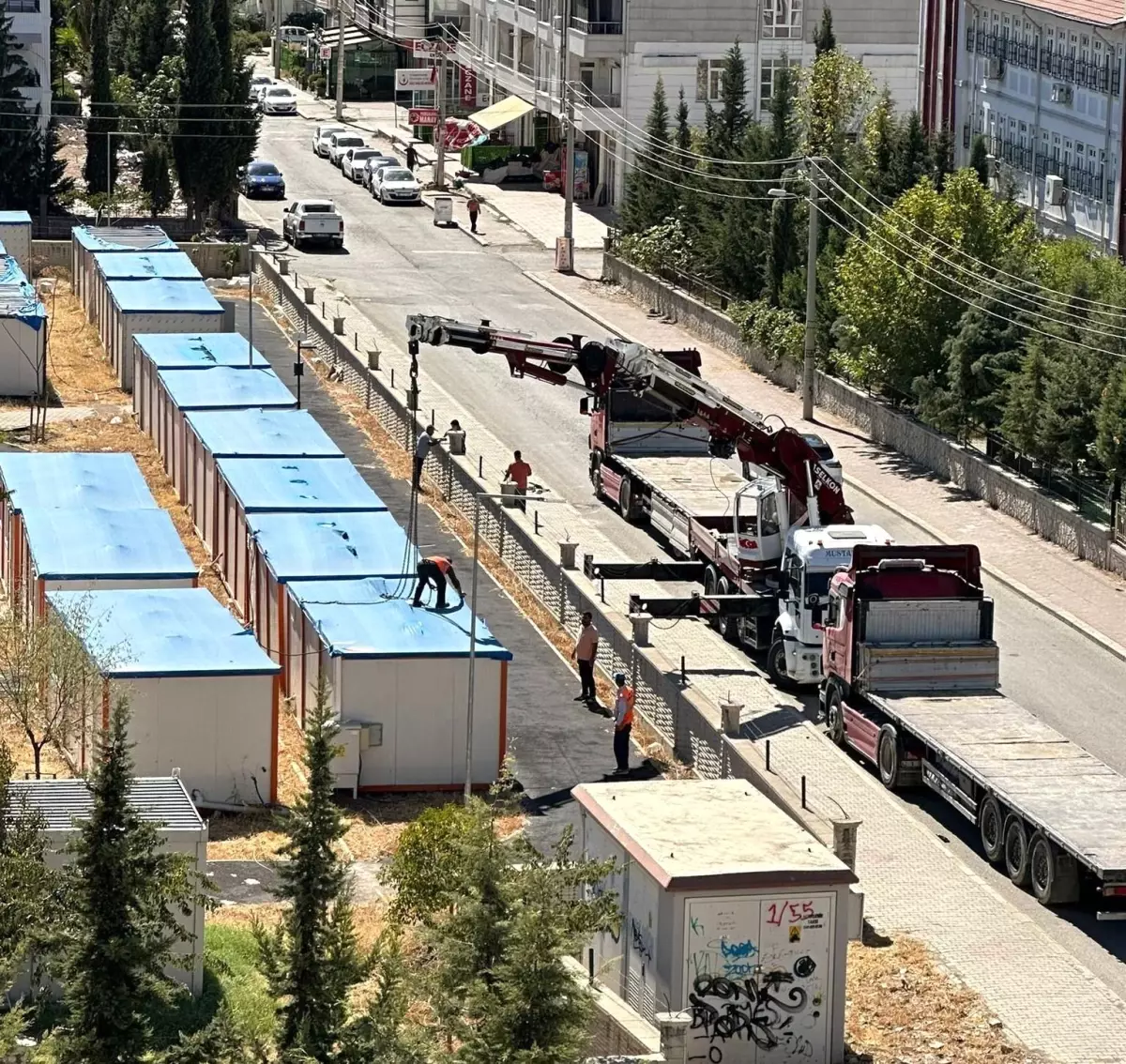 Adıyaman\'da Kontenyer Kentten Kurtulma Çalışmaları Başladı