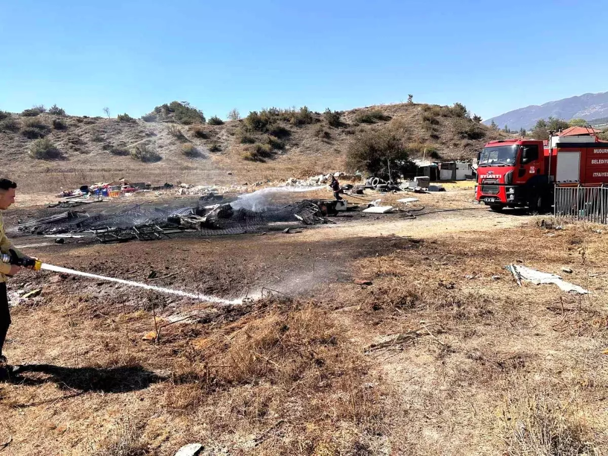 Mudurnu\'da Hurdalıkta Yangın Paniği