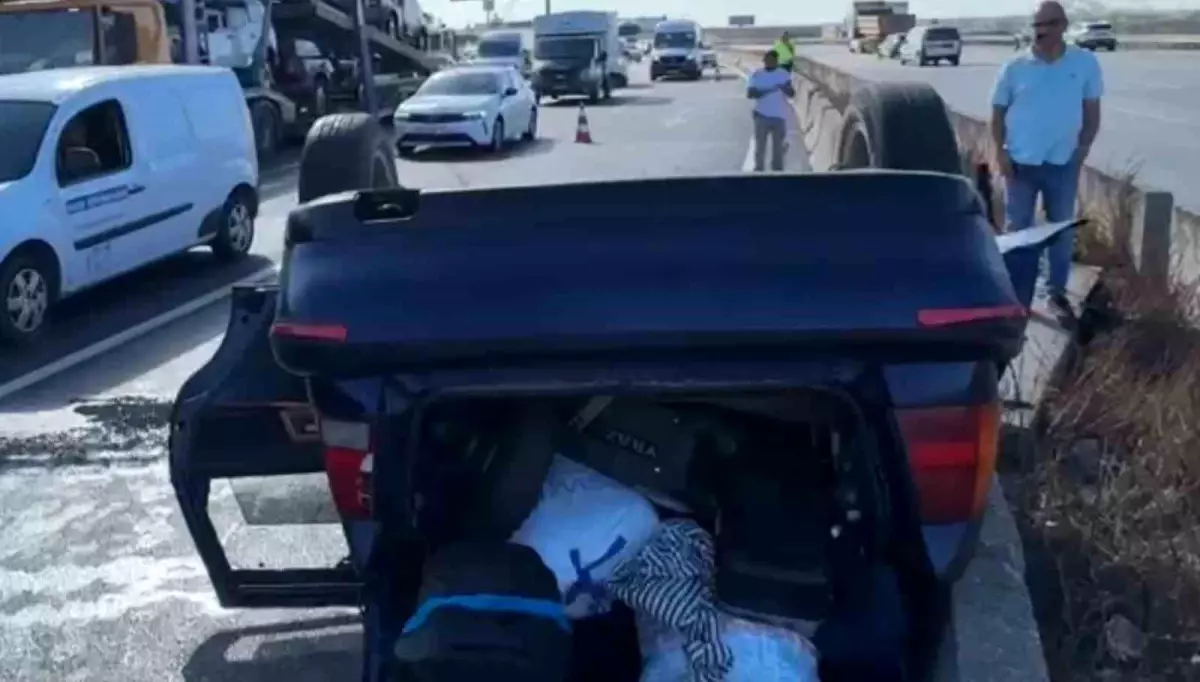 Dilovası\'nda Trafik Kazası: 3 Yaralı