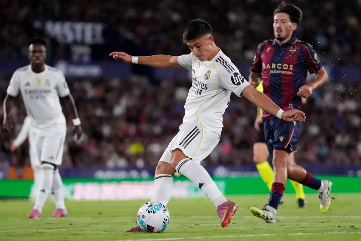 Arda Güler boş geçmedi! Real Madrid, Levante\'yi 4-1 yendi 