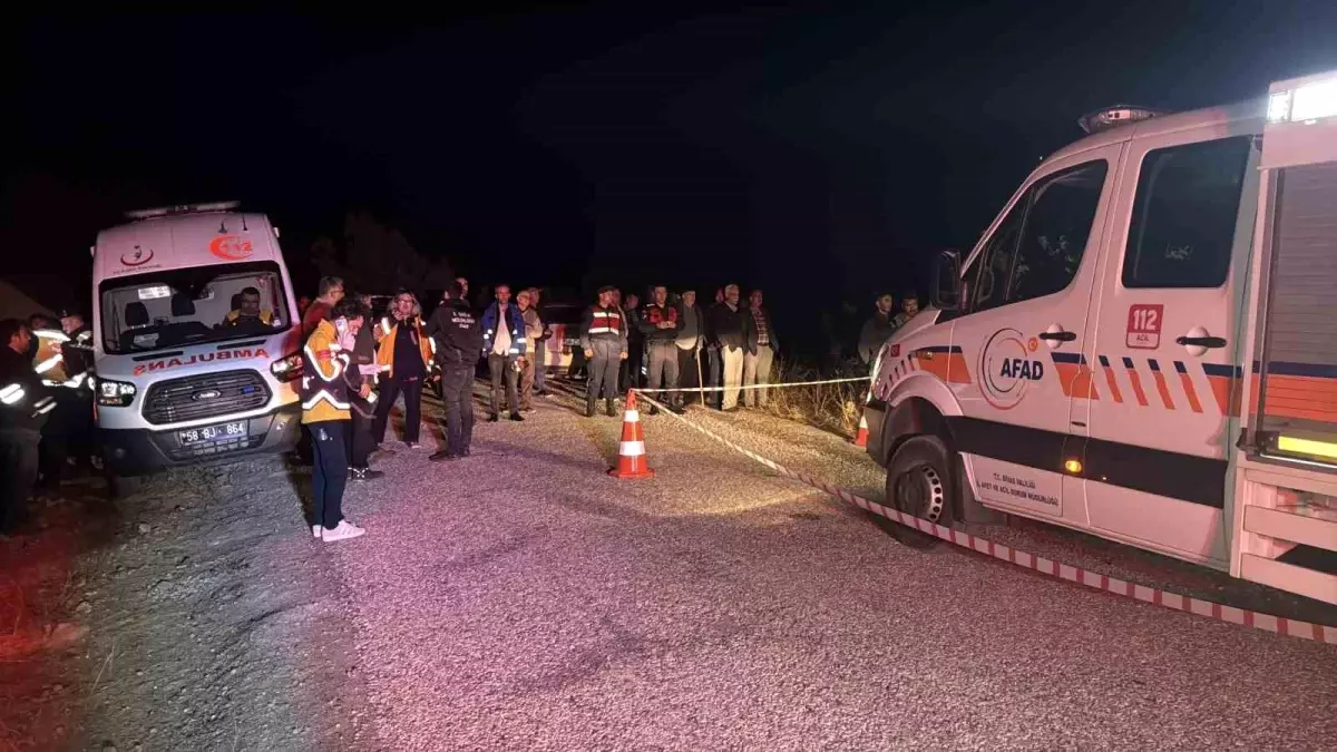 Doğanşar\'da Uçurum Kazası: 4 Ölü
