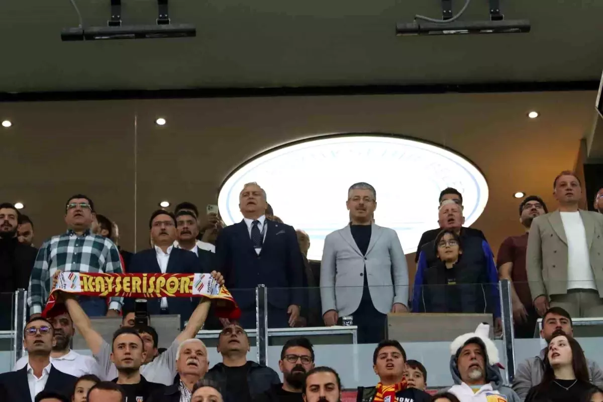 Beşiktaş, Kayserispor\'u 3-0 Geçti