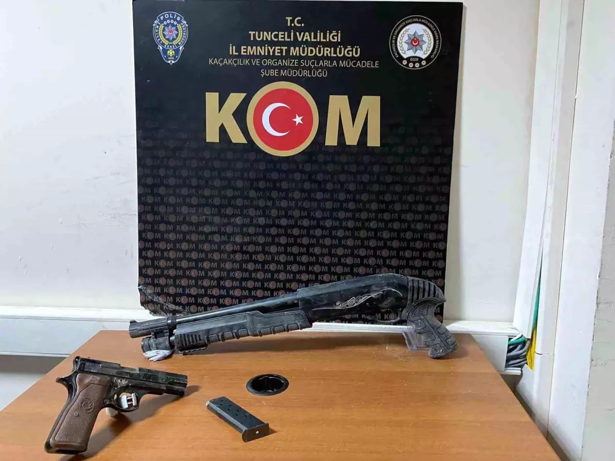 Tunceli\'de Şantiye Alanında Silah ve Uyuşturucu Ele Geçirildi