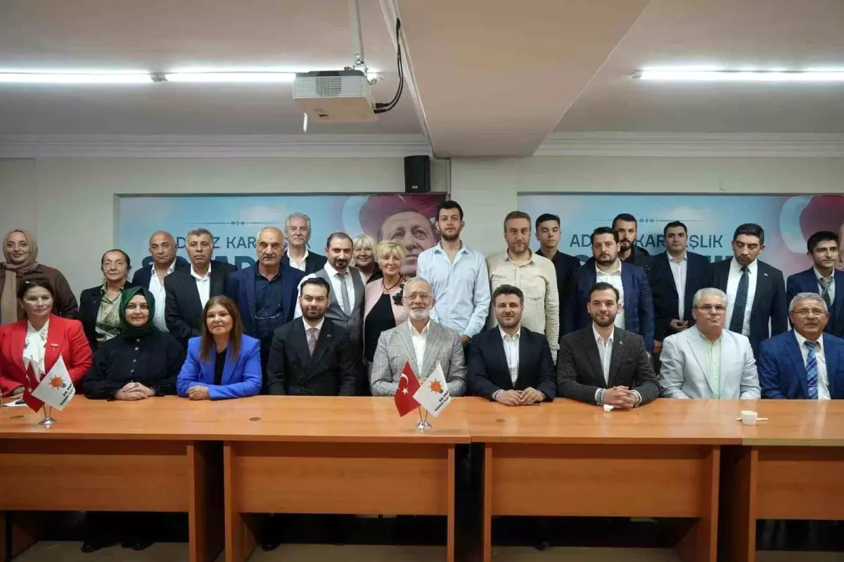 Yenişehirlioğlu Kadıköy\'de Vatandaşlarla Buluştu