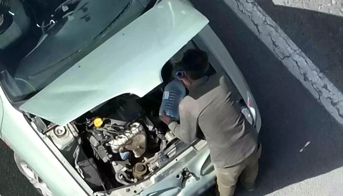 Ehliyetsiz Sürücü Dronla Yakalandı