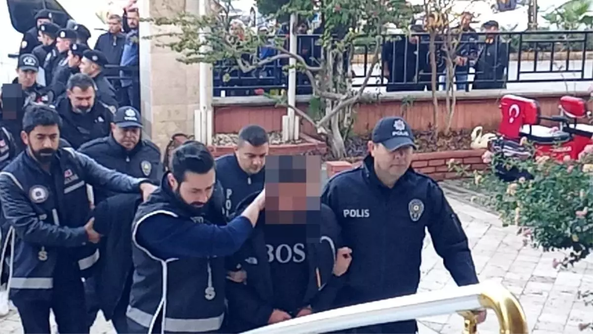 Didim Belediye Başkanı\'nın Evine Yapılan Saldırının Şüphelileri Serbest Bırakıldı