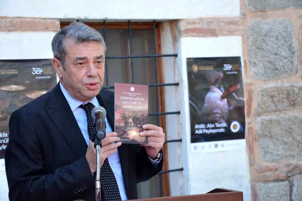 Ahilik Haftası\'nda Kültürel Hediye