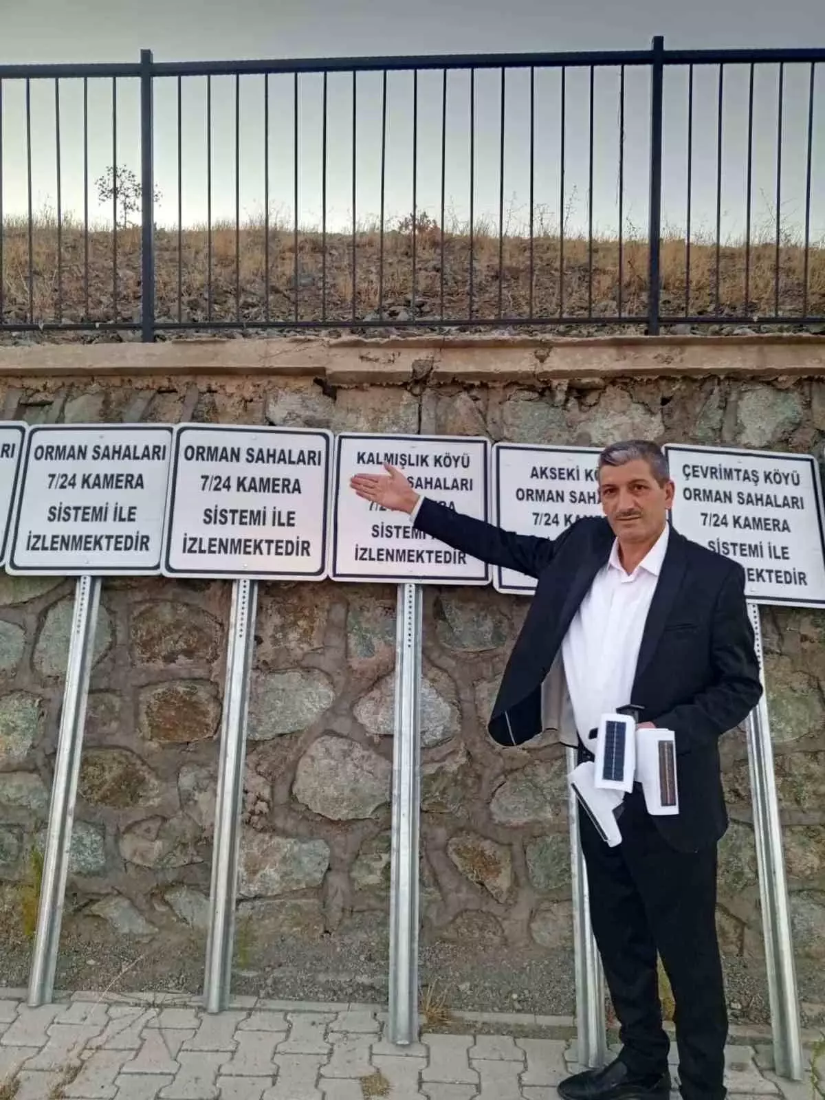 Günbalı Muhtarı Yangın Öncesi Önlem Aldı