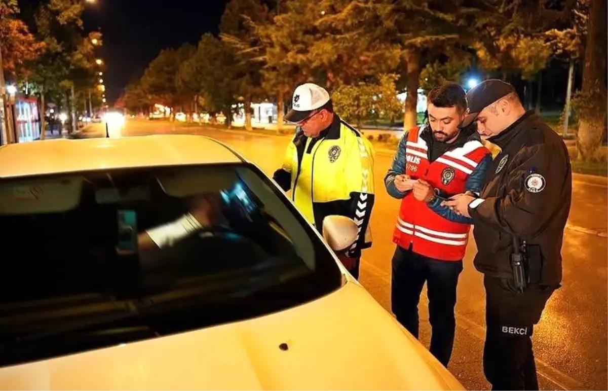 Isparta\'da Modifiye Araç Denetimi: 22 Ceza