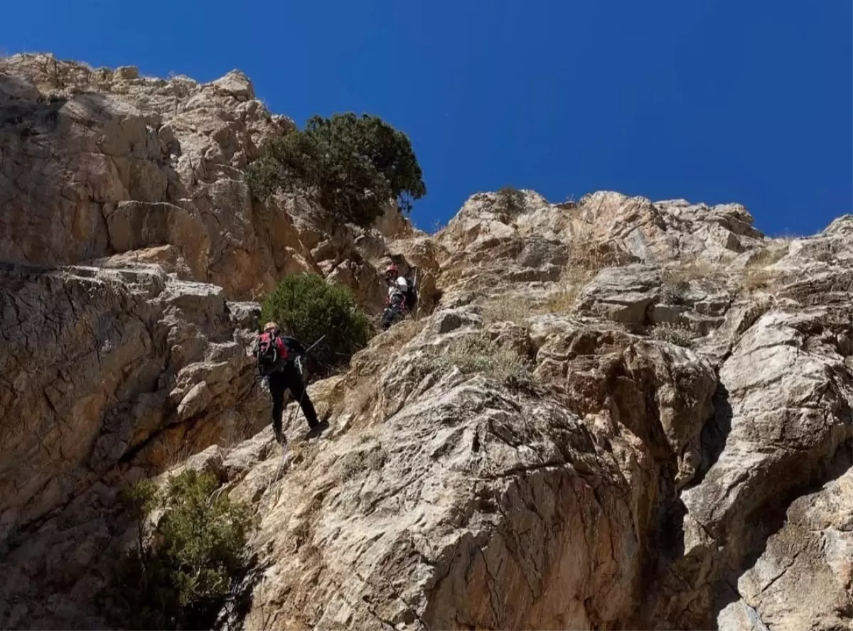"Yaylaya gidiyorum" diyerek evden çıktı, Toros Dağları\'nda cansız bedeni bulundu