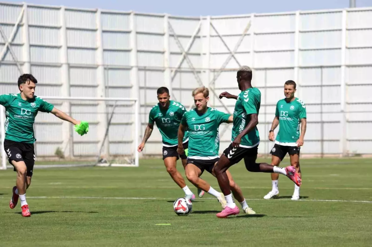 Konyaspor Başakşehir Maçına Hazırlanıyor