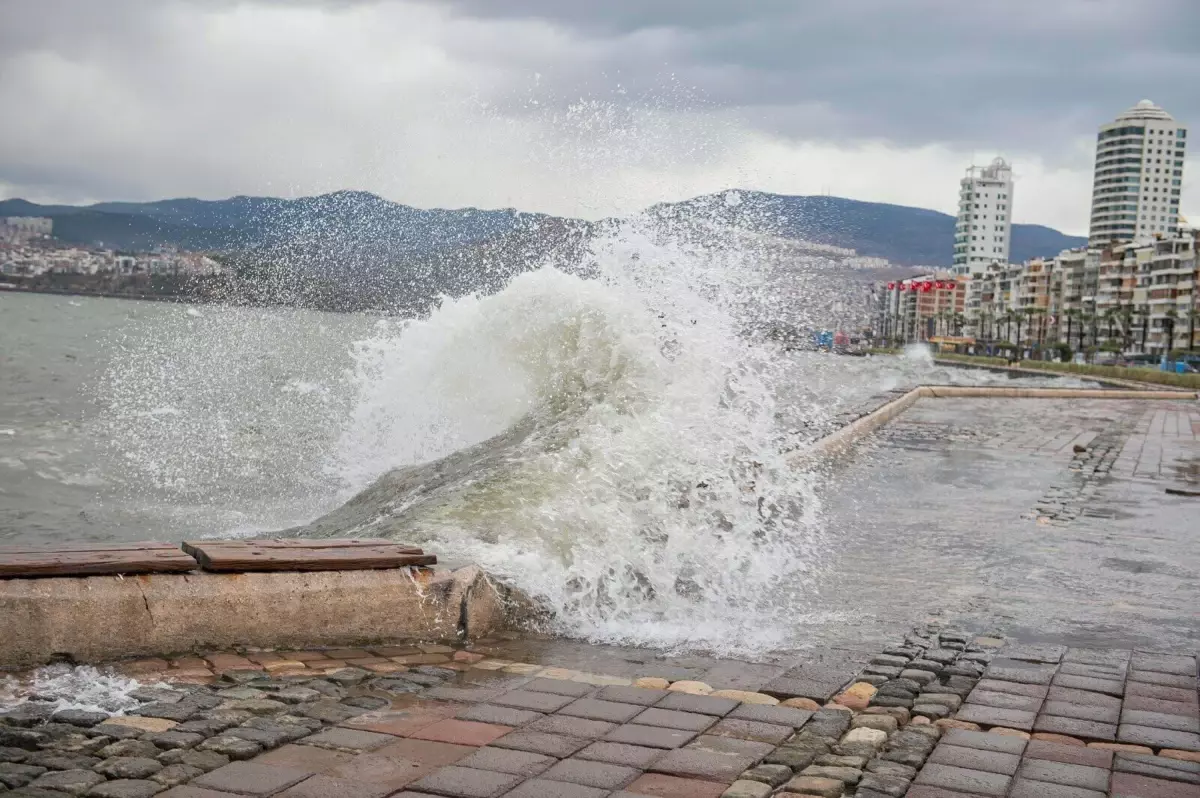 Kuzey Ege\'de fırtına bekleniyor