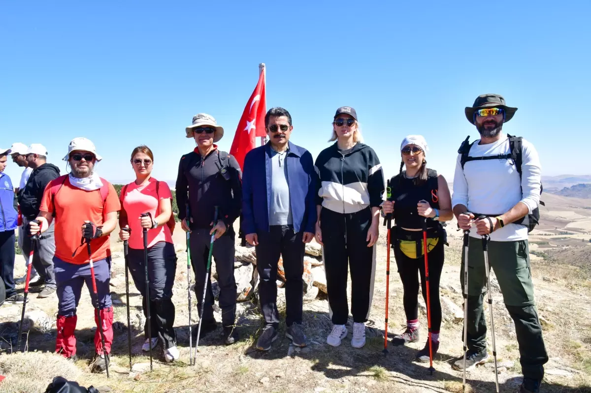 Neşet Ertaş, Gönül Dağı\'nda Anıldı