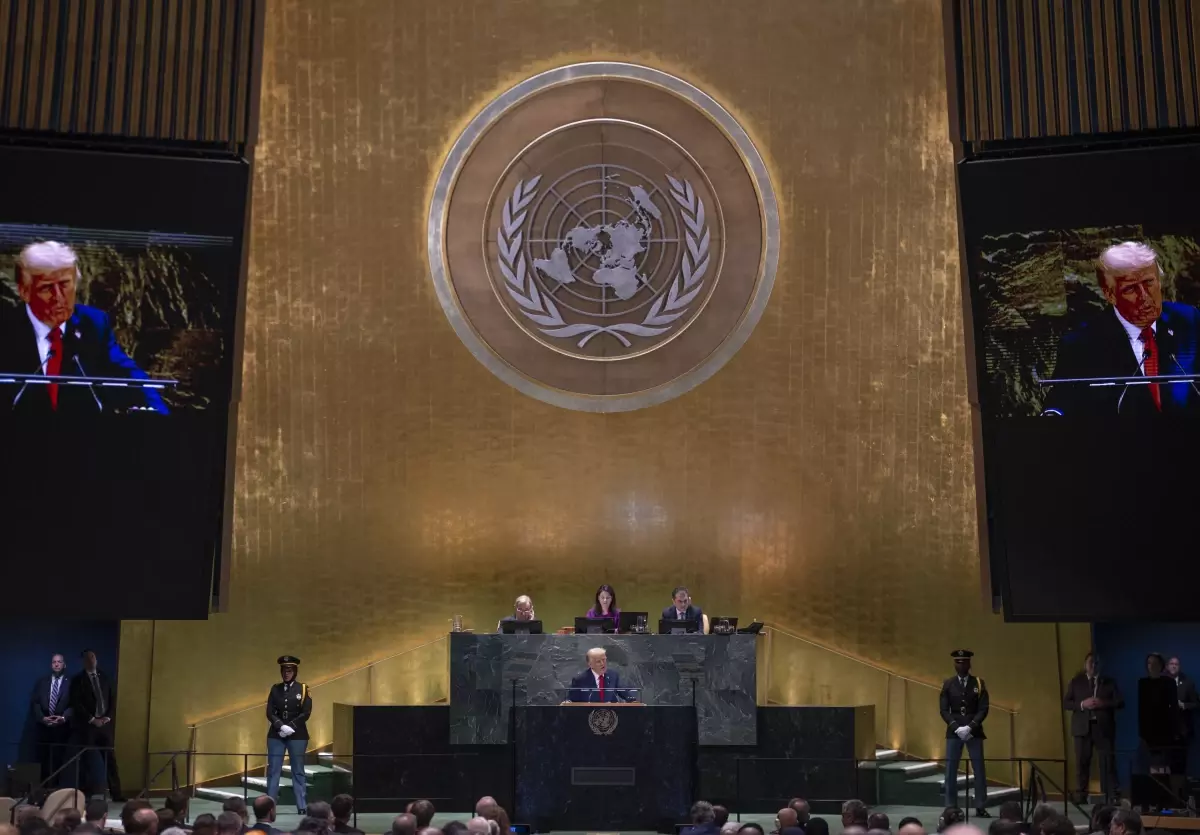 Trump\'tan BM Genel Kurulu\'ndaki Aksaklıklara Soruşturma Talebi