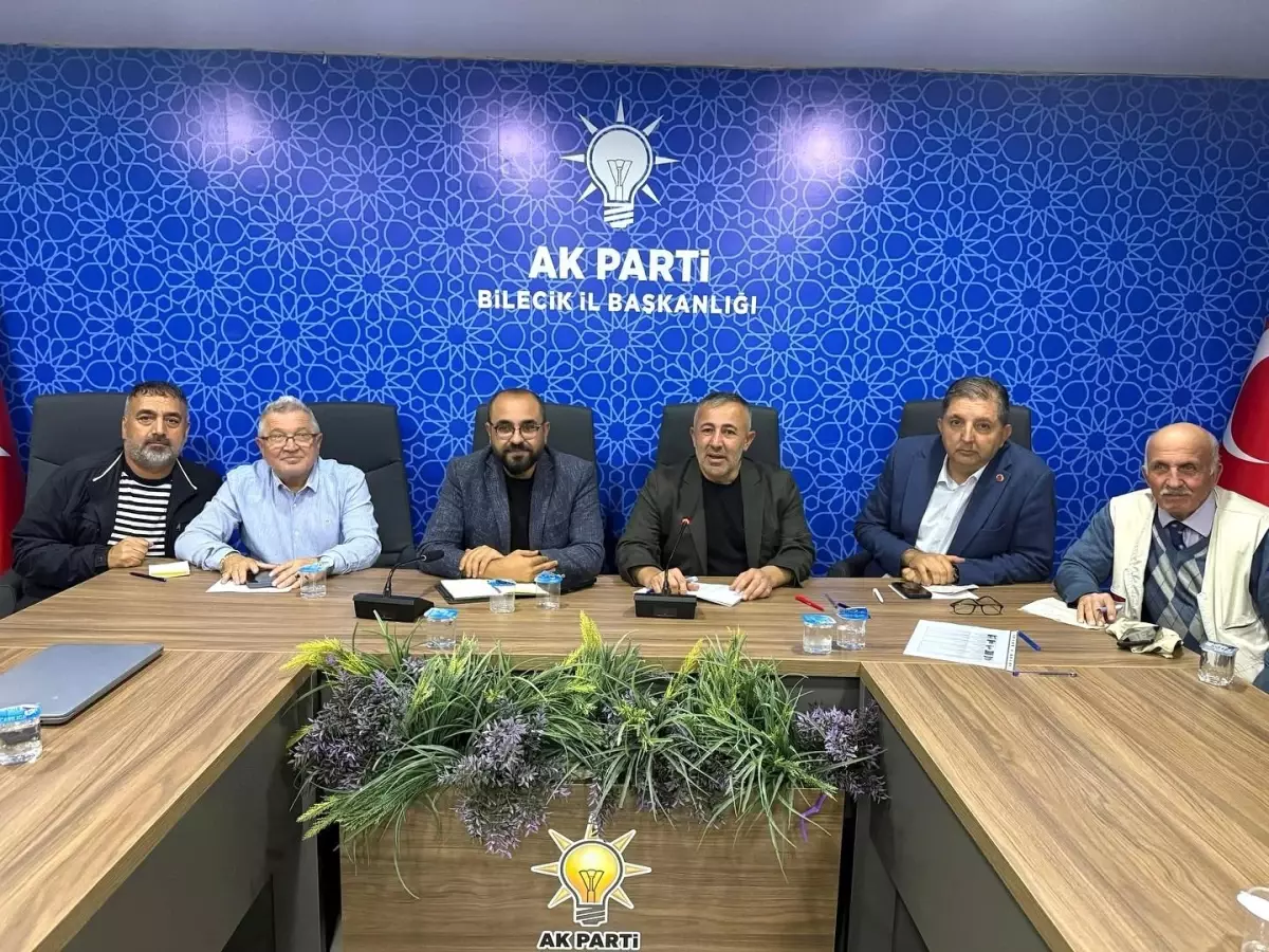 AK Parti Bilecik\'te Yönetim Toplantısı