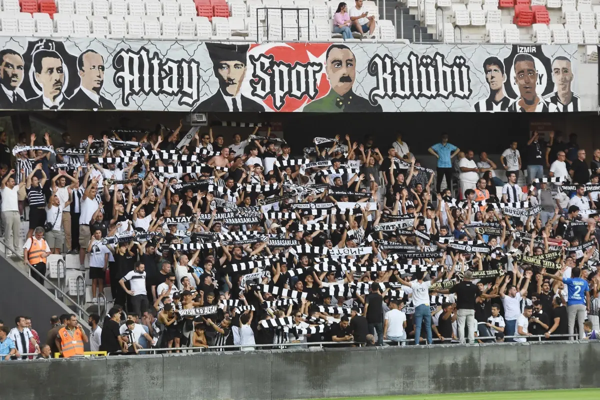 Eskişehirspor ve Altay\'dan Bilet Jestleri