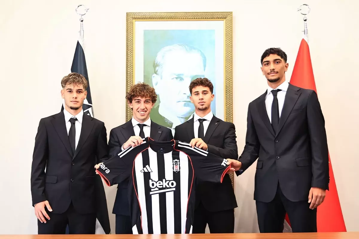 Beşiktaş\'ta 4 imza birden