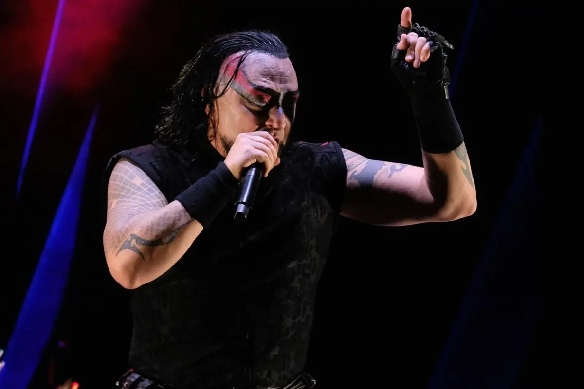 İki ilde konserleri iptal edilen Hayko Cepkin\'den manidar paylaşım