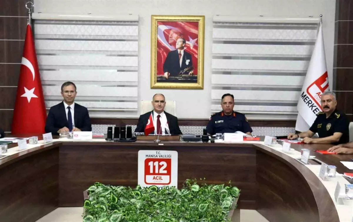Manisa 112 Acil Çağrı Merkezi\'ne Gelen Çağrıların Yüzde 57\'si Asılsız!