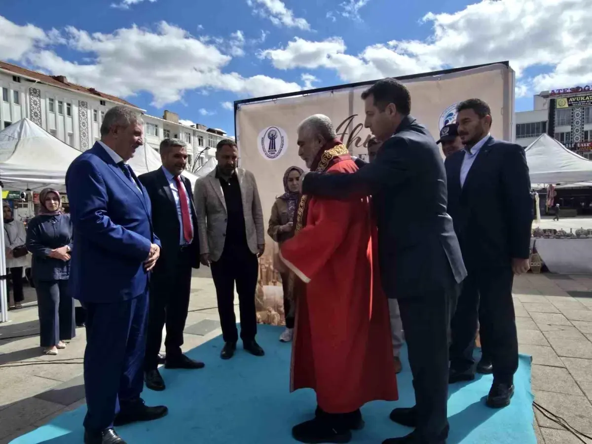 Sorgun\'da Ahilik Haftası Kutlandı, İki Esnafa Ödül Verildi