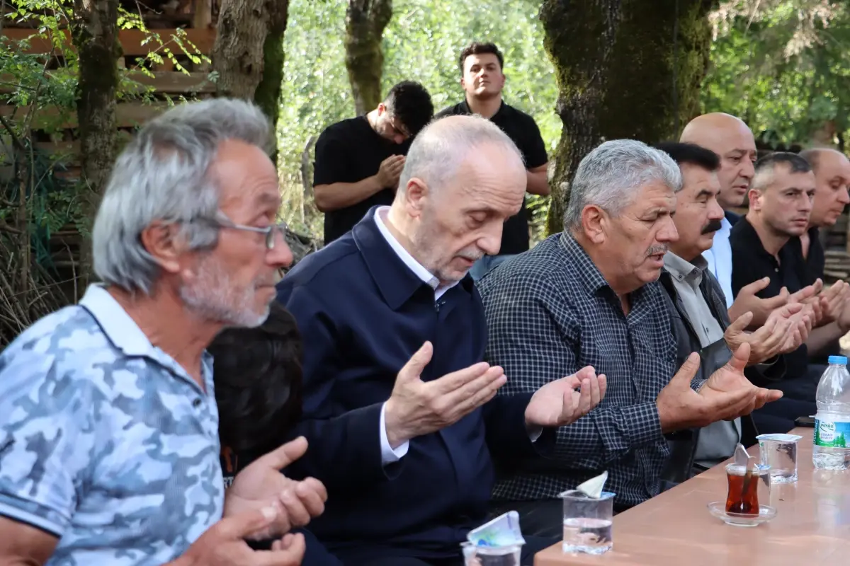 Atalay\'dan Madenci Ailesine Ziyaret
