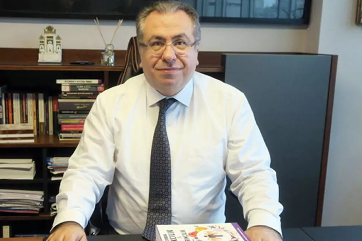 Eski PFDK Başkanı Ali Koç\'u öve öve bitiremedi: Onun attığı temeller, geleceğin şampiyonluklarının zemini olacaktır