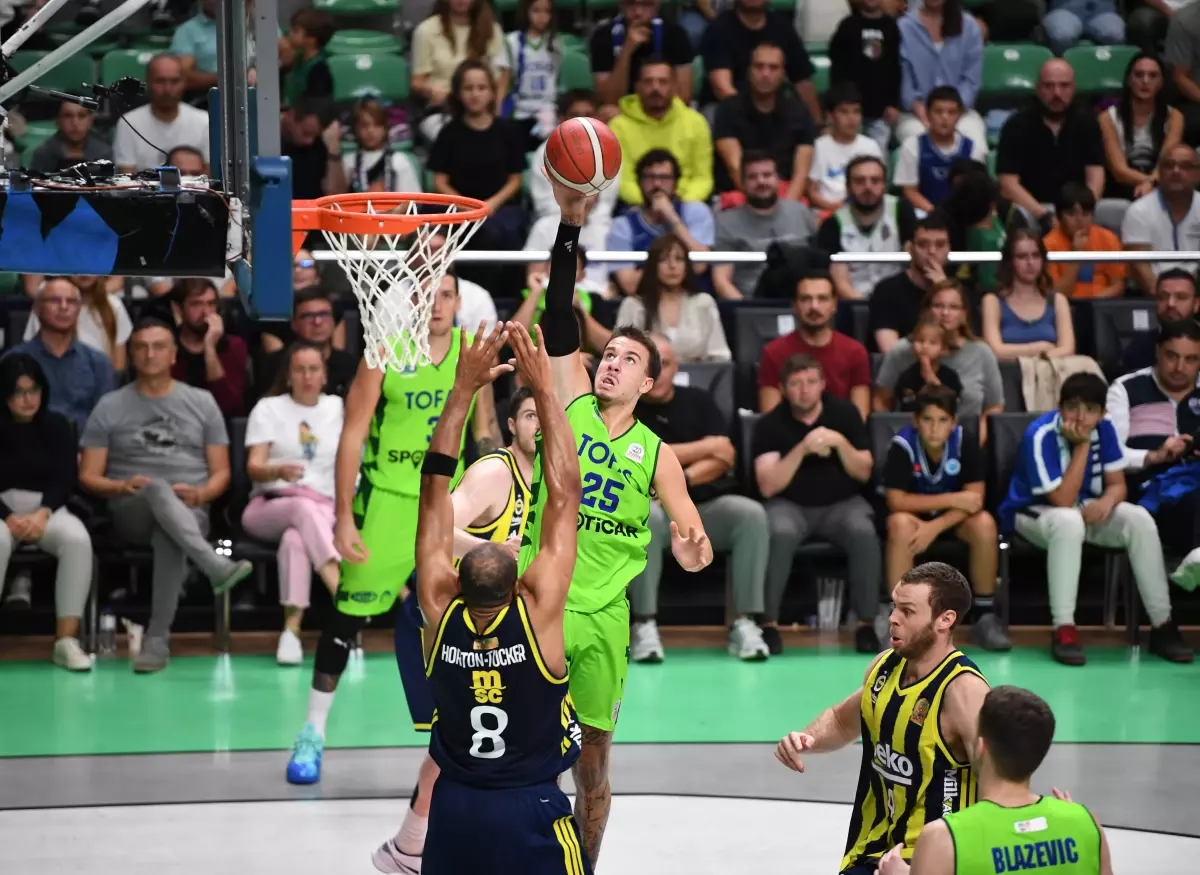 Tofaş, Fenerbahçe\'yi Yendi!