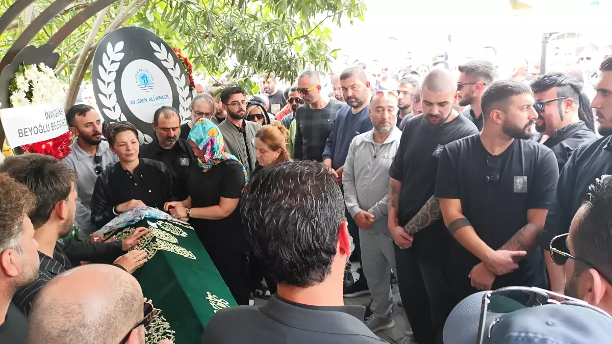 Güllü\'ye son veda: Sanat dünyasının vefasızlığı dikkat çekti