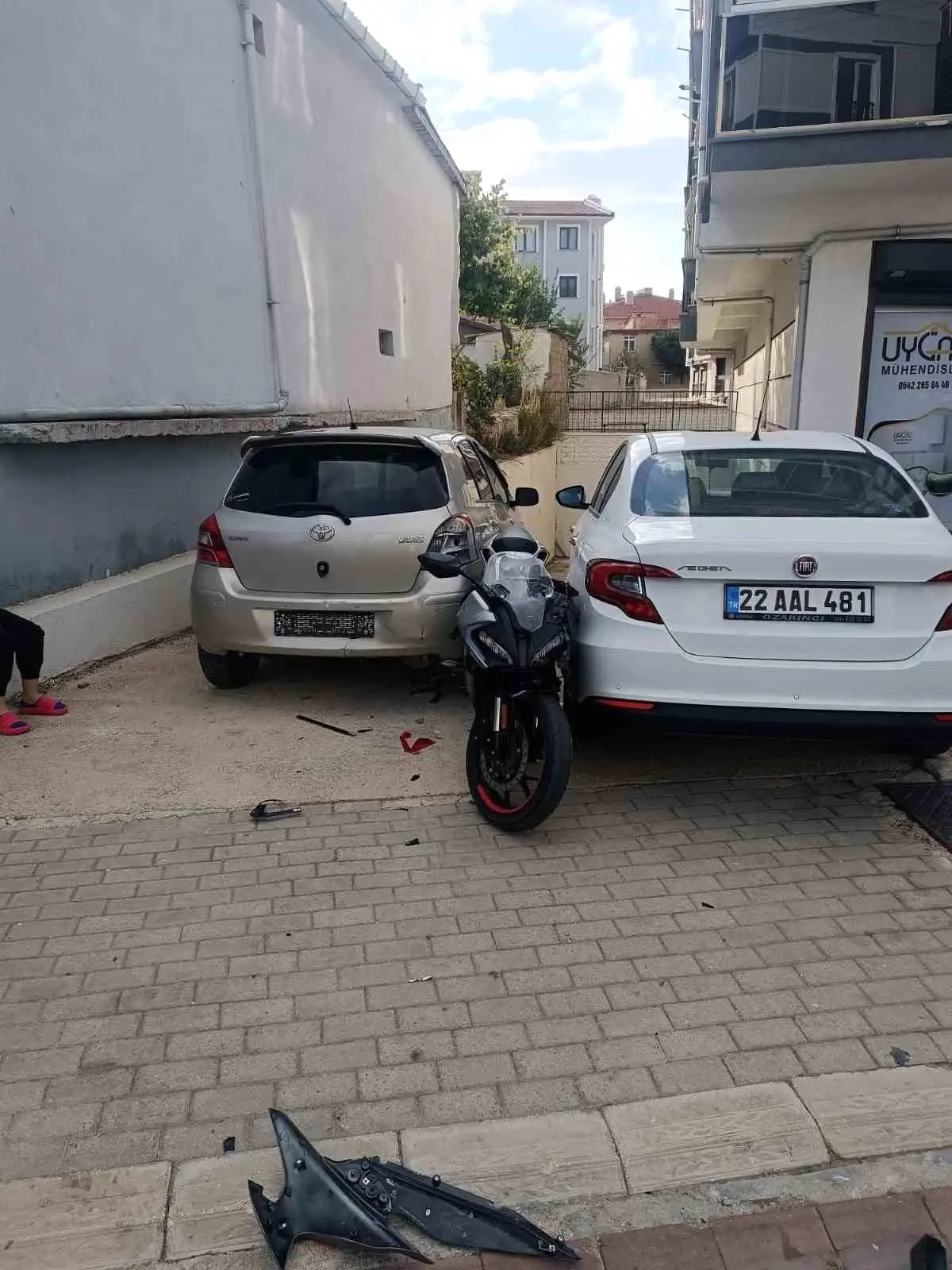 İspat Cami\'de Trafik Kazası: 1 Yaralı