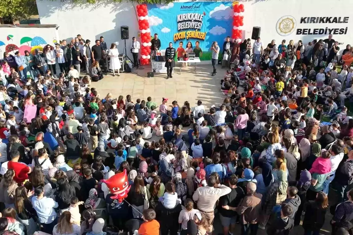 Kırıkkale\'de Çocuk Şenlikleri Yoğun İlgiyle Gerçekleşti