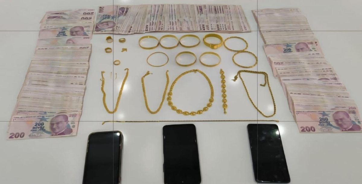 Mersin\'de Dolandırıcılara Operasyon: 3 Tutuklama