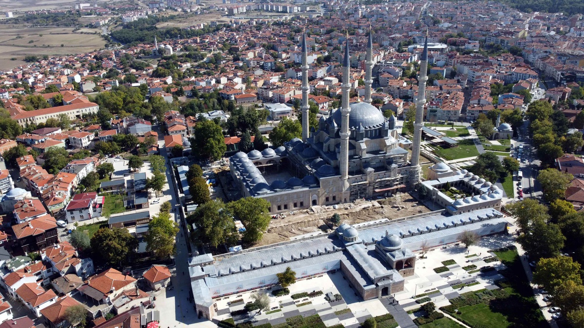 Selimiye Camisi\'nde Yürütmeyi Durdurma Kararı