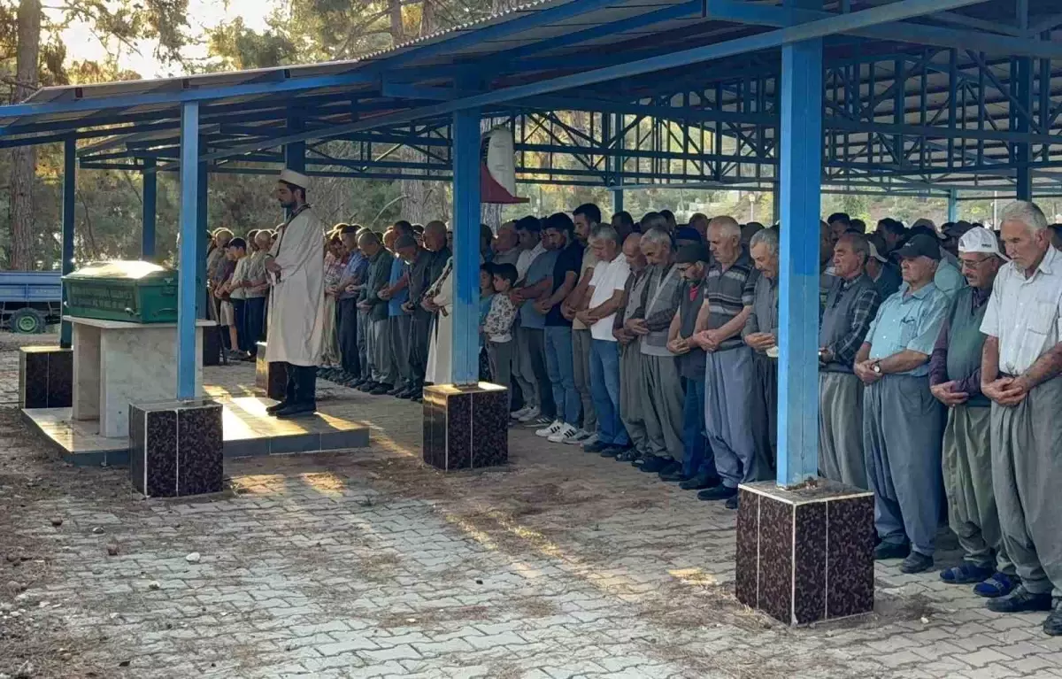 Tarsus\'ta Yangında Nene ve Torunu Hayatını Kaybetti