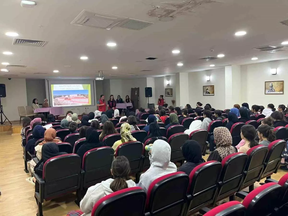 Düzce\'de Öğrencilere Yurt Uyum Programı