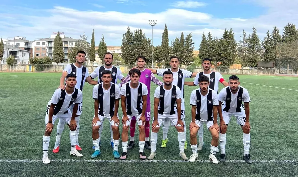 Çeşme Belediyespor, Seferihisarspor ile Beraber Kaldı
