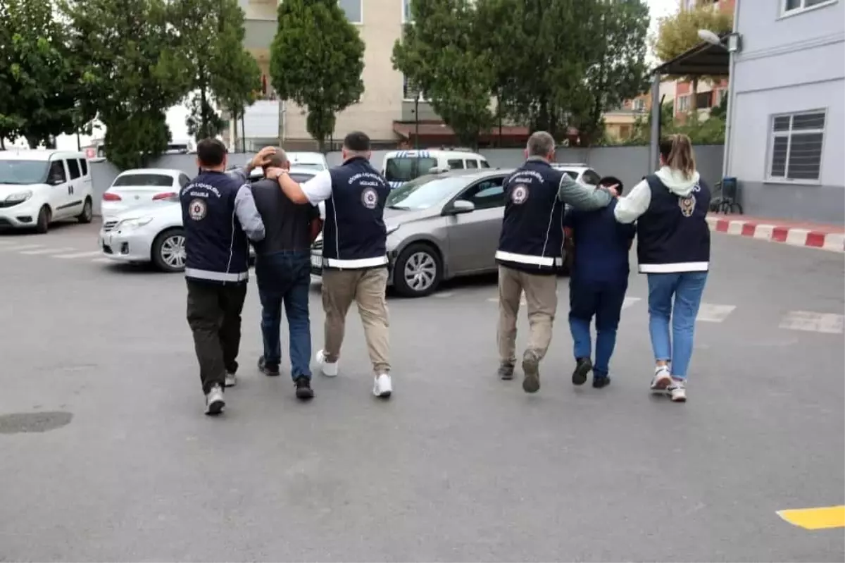 Kocaeli\'de Uyuşturucu Kaçakçılığı Operasyonu