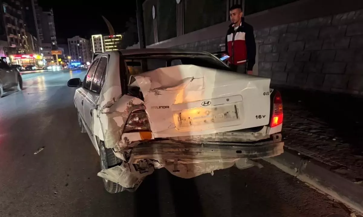 Niğde-Bor Otoyolu\'nda Trafik Kazası