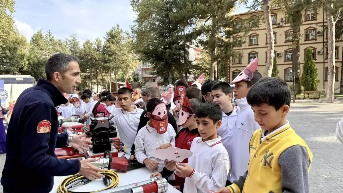 Söğüt\'te Yangın Güvenliği Etkinliği Düzenlendi